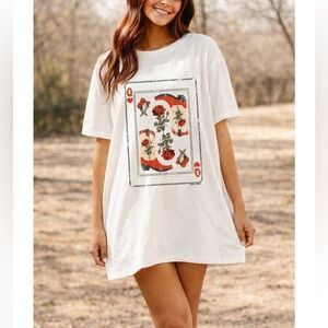 Queen of Hearts Graphic T-Shirt Dress